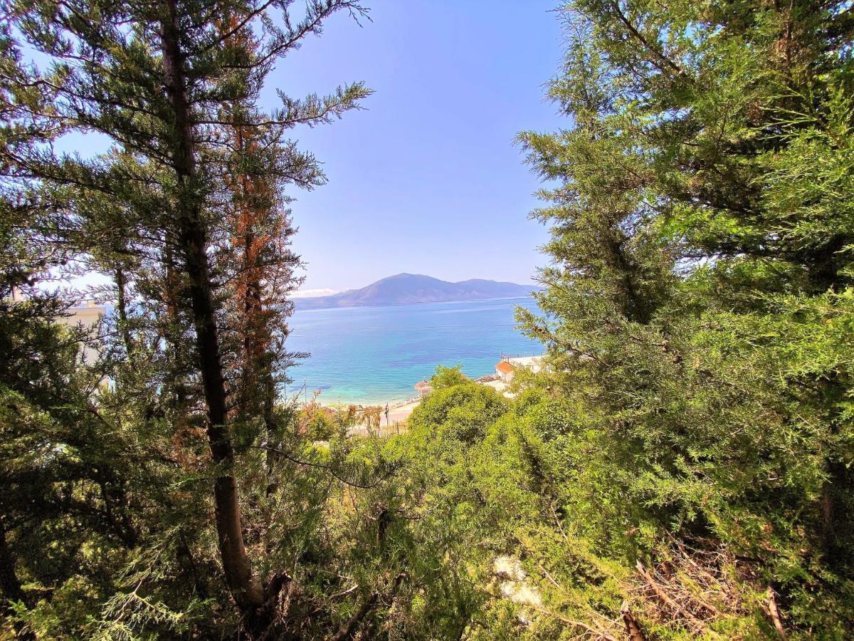 Ramo'S Green Beachside Retreat - Cozy 2 Bedroom Home Vlore Bagian luar foto