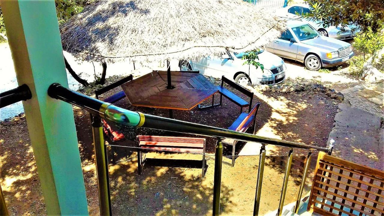 Ramo'S Green Beachside Retreat - Cozy 2 Bedroom Home Vlore Bagian luar foto